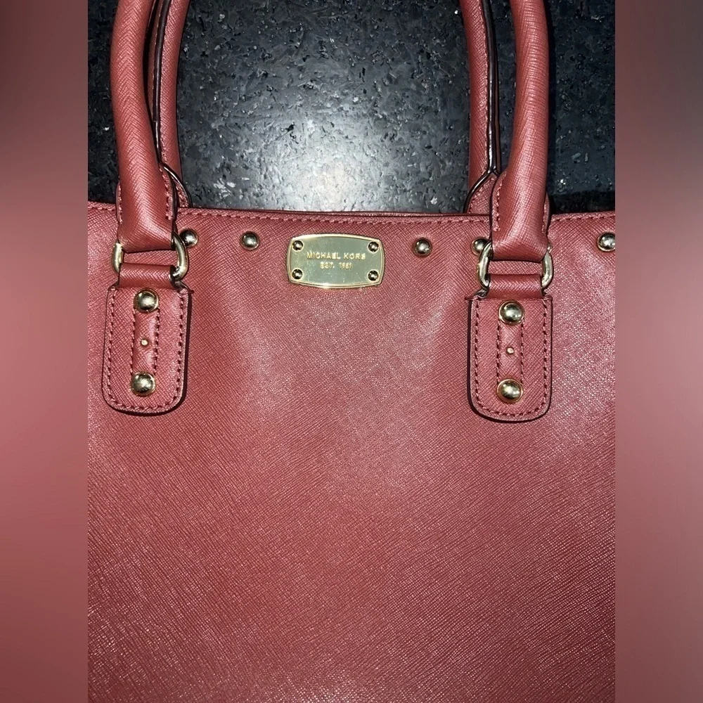 MICHAEL KORS Large Selma BROWN WINE RED colored Studded Saffiano Bag